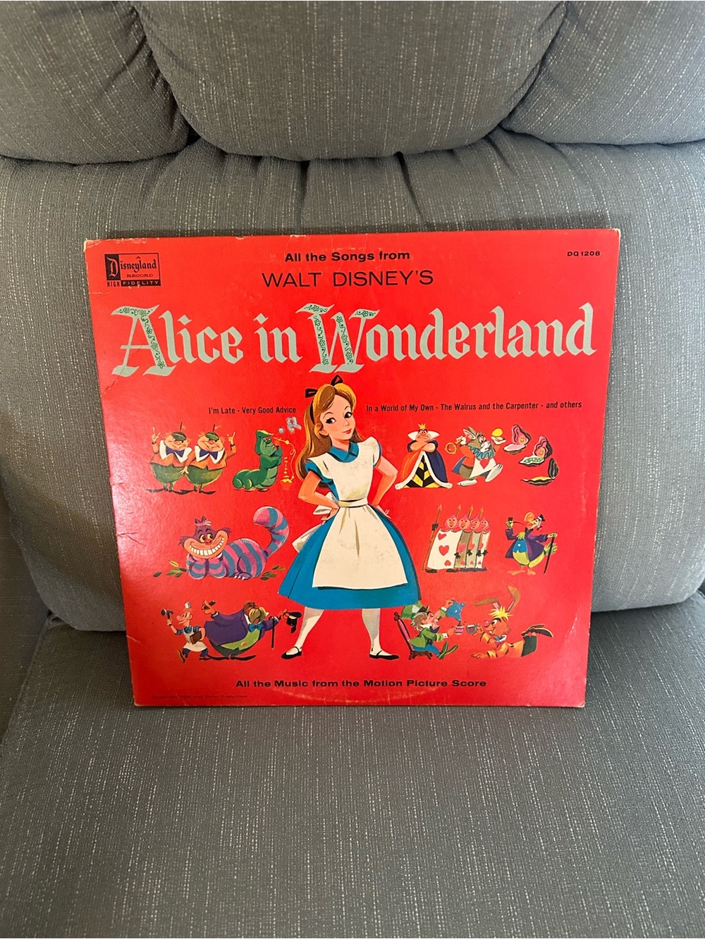 Walt Disney Alice in Wonderland Vintage Album - Red & Blue Cover 1958